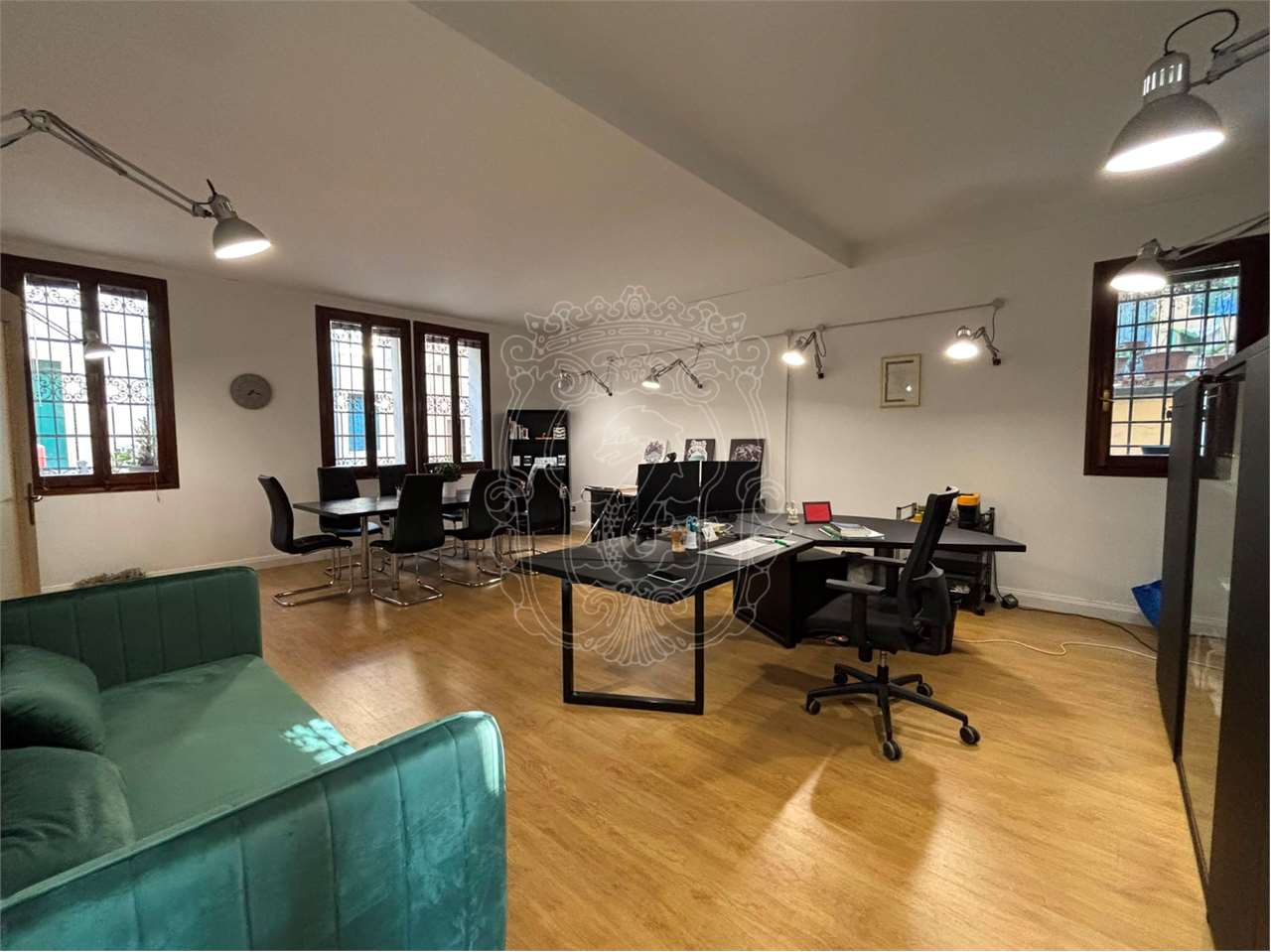 Affitto Padova Negozio in Locazione Palazzo Storico Padova