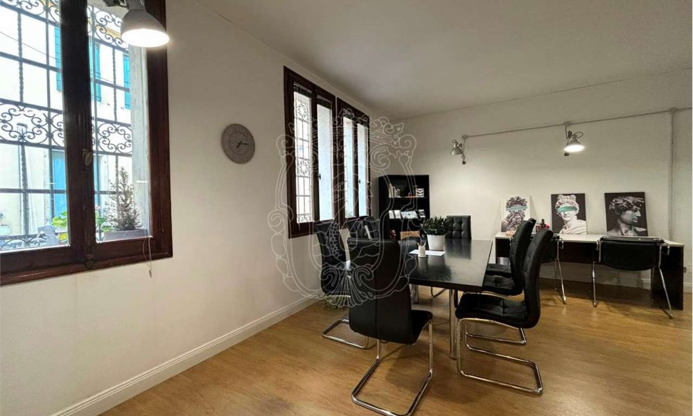 Affitto Padova Negozio in Locazione Palazzo Storico Padova