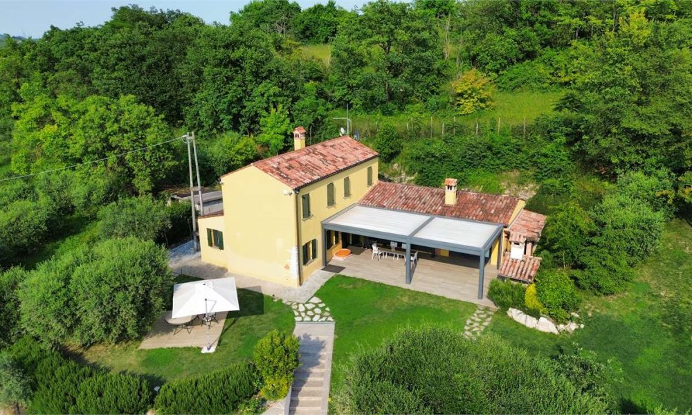 Vendita Arquà Petrarca Un Dialogo Esclusivo tra Architettura e Natura