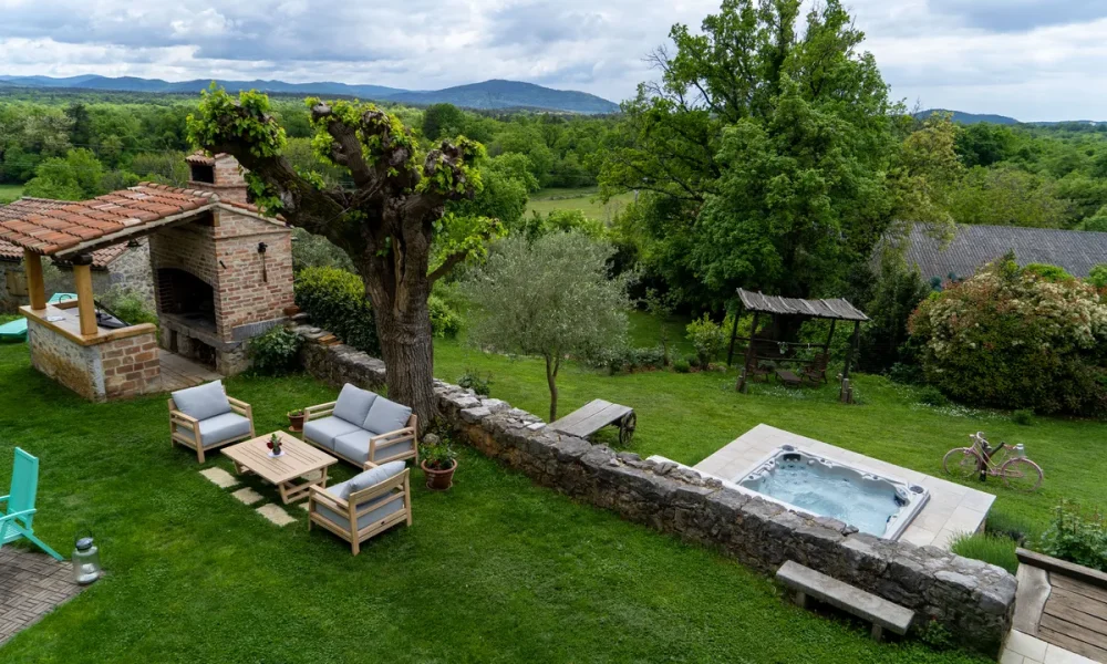 villa asa slovenia sezana 14