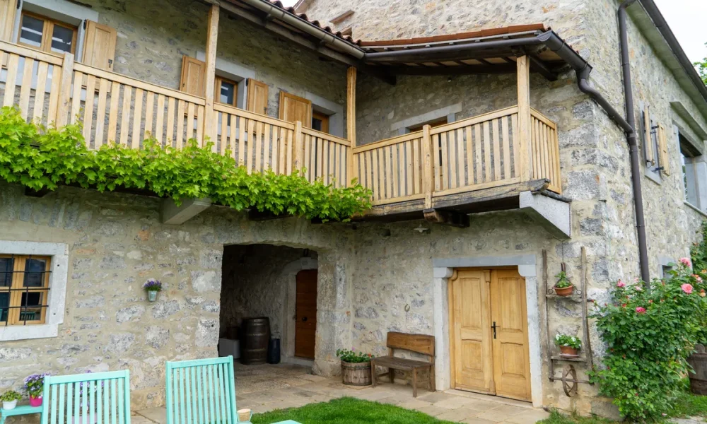 villa asa slovenia sezana 26