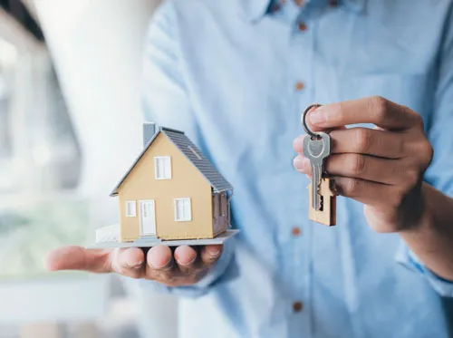 La Storia di Rossella: Un Viaggio di Consulenza Immobiliare Verso il Successo La Storia di Rossella: Un Viaggio di Consulenza Immobiliare Verso il Successo