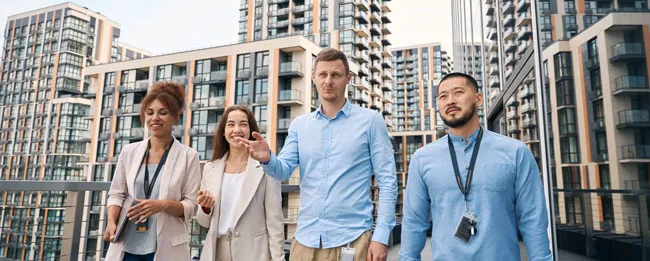 L'Essenza dell'Investimento Immobiliare: Strategia e Informazione per un Acquisto Vantaggioso L'Essenza dell'Investimento Immobiliare: Strategia e Informazione per un Acquisto Vantaggioso